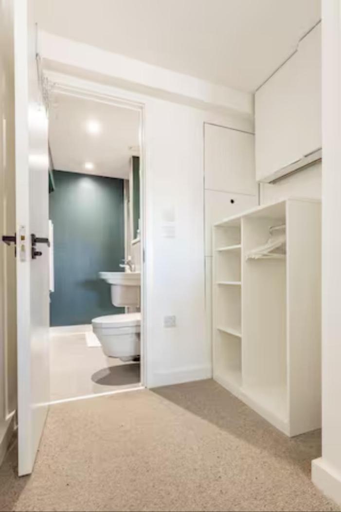 Two Bedrooms Exquisite En-Suite Apartment Deansgate Manchester Exterior foto