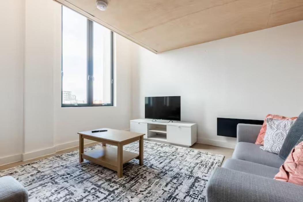 Two Bedrooms Exquisite En-Suite Apartment Deansgate Manchester Exterior foto